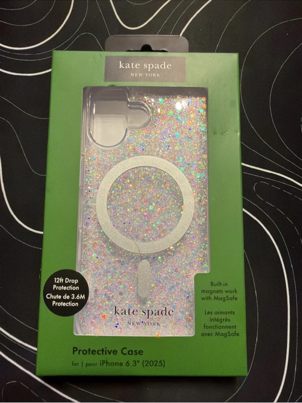 Kate Spade Clear MagSafe Case for iPhone 17 - Glitter